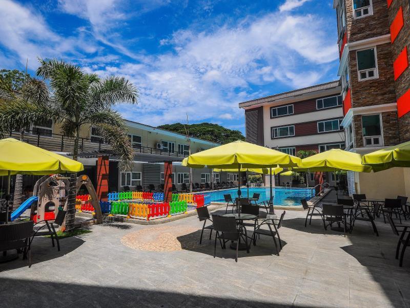 Interpark Hotel Subic Bay Bagian luar foto